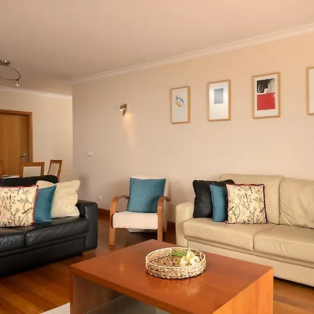 Margarida's Com Piscina E Vista Mar *