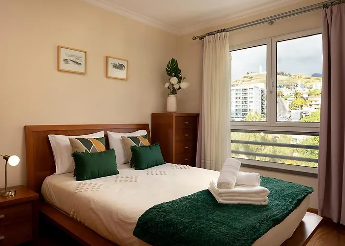Apartamento Margarida's Com Piscina E Vista Mar Funchal (Madeira)