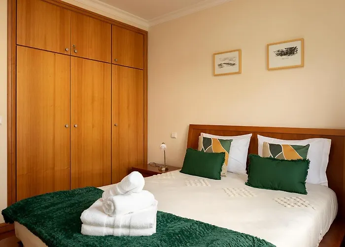 Apartamento Margarida's Com Piscina E Vista Mar *